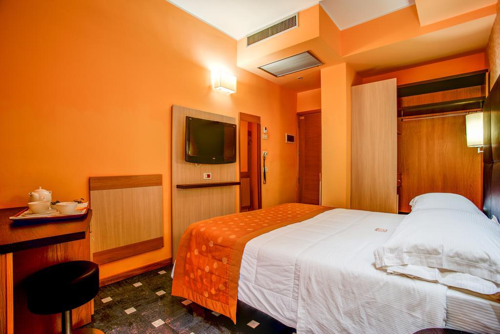Hotel Genty Rimini Exterior photo